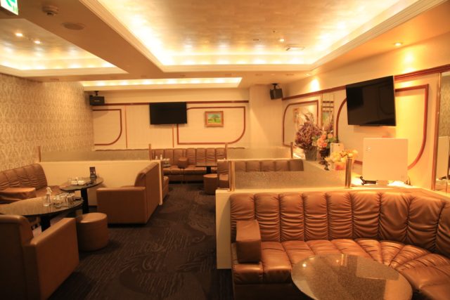 画像：AL-mauj club 水沢　(アルマージ)